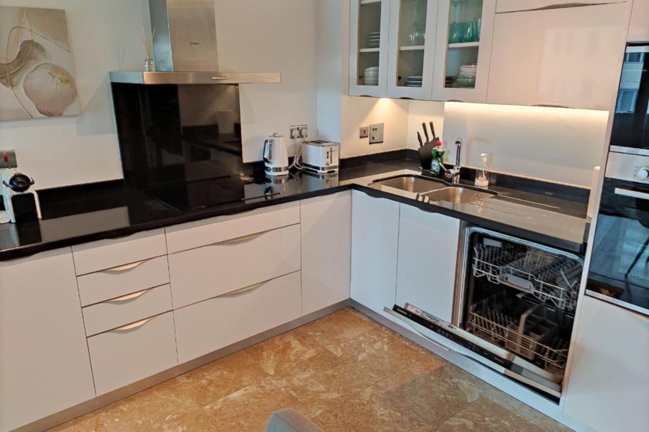 Seaside Serenity Oasis - High Floor - Stunning Views Gibraltar Eksteriør bilde